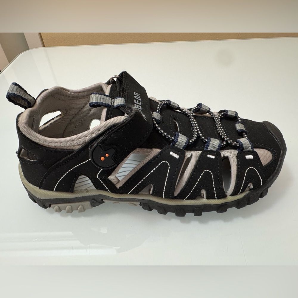 HOBiBEAR Kids Black and Gray Sandals